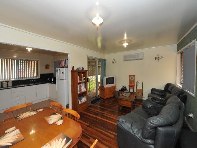 11 Mooney Street, Harlaxton QLD 4350