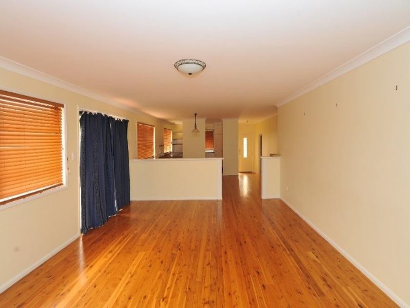 9 Conquest Court, Wilsonton QLD 4350