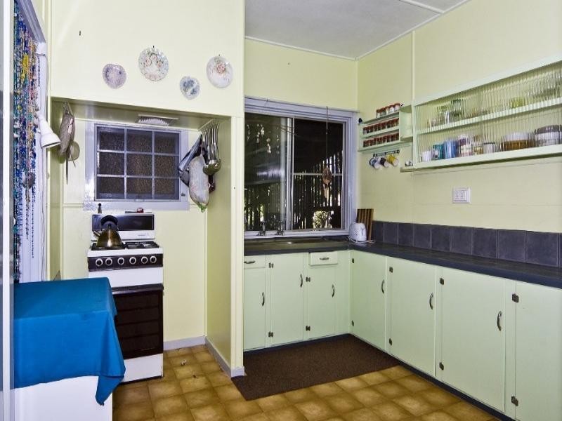 46 Holberton Street, Rockville QLD 4350