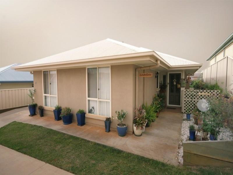 4/303 Spring Street, Kearneys Spring QLD 4350