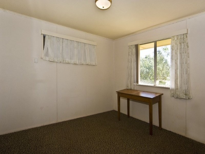 69 South Street, Rangeville QLD 4350