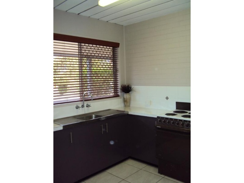 3/279B Alderley Street, Centenary Heights QLD 4350