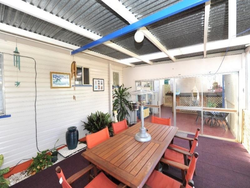 18 Waverley Street, North Toowoomba QLD 4350