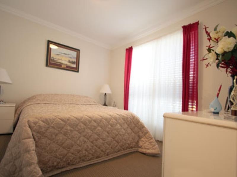 2/2a Empress Street, Centenary Heights QLD 4350