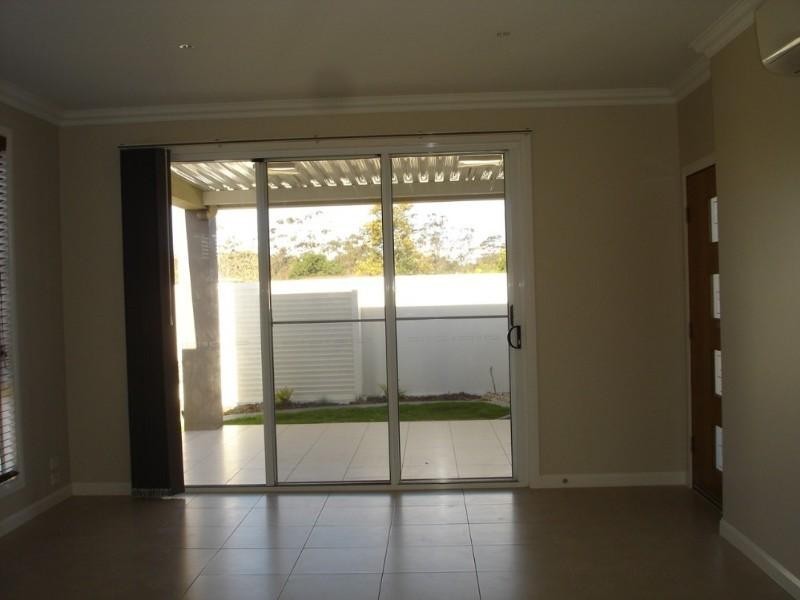 1/245A Mackenzie Street, Rangeville QLD 4350