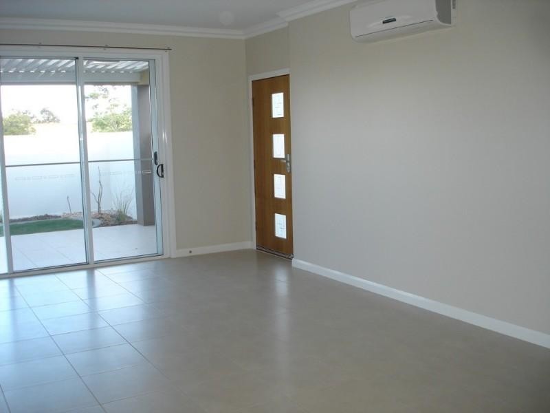 1/245A Mackenzie Street, Rangeville QLD 4350