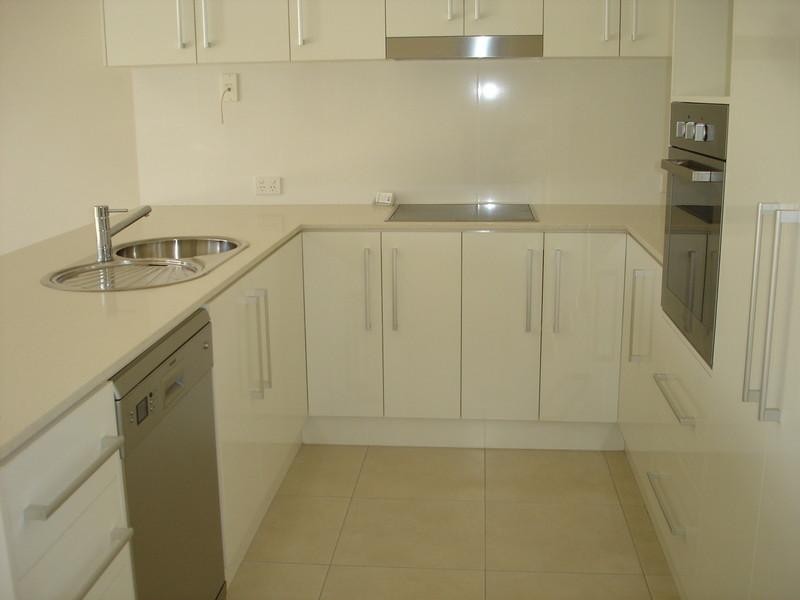 2/245a Mackenzie Street, Toowoomba QLD 4350