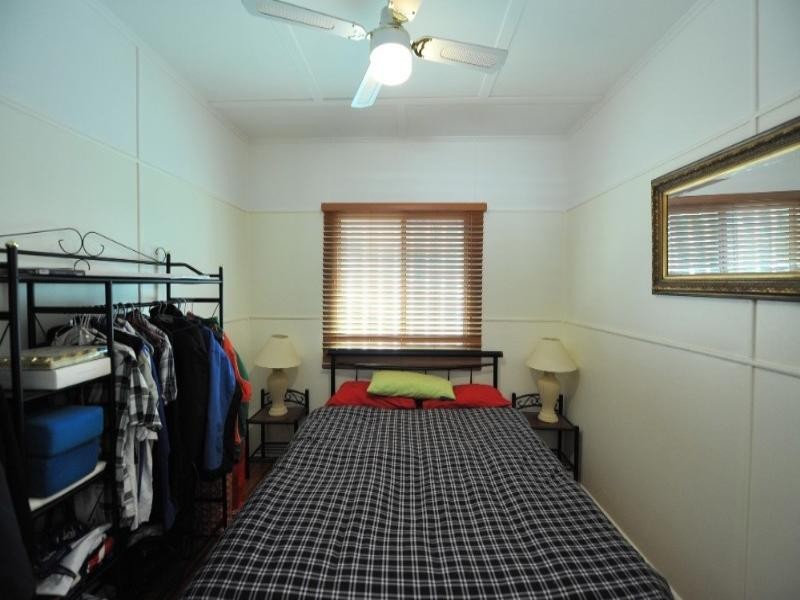 16 Weetwood Street, Newtown QLD 4350