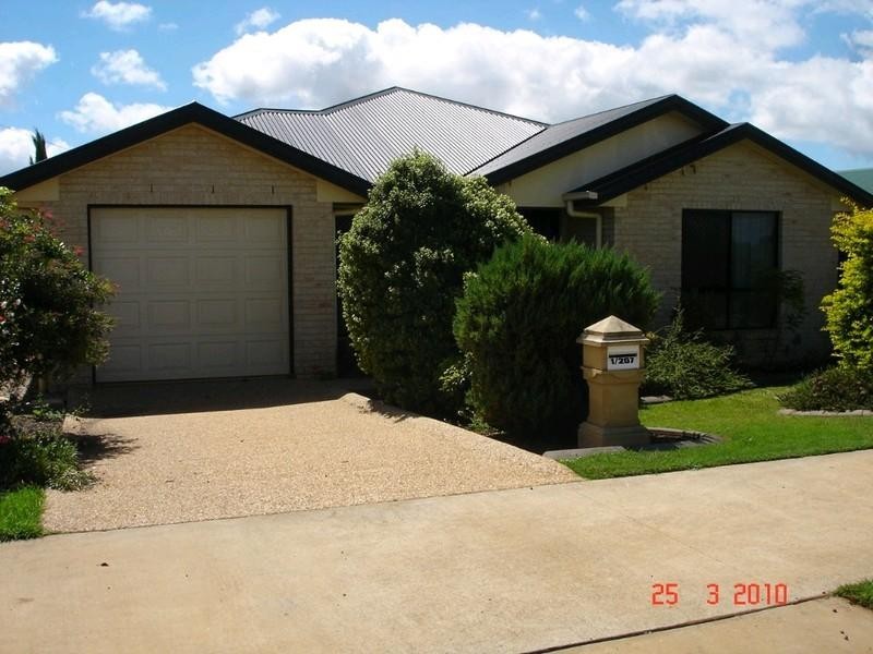 1/207 Nelson Street, Kearneys Spring QLD 4350