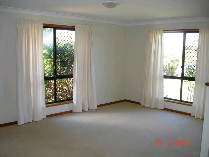 1/207 Nelson Street, Kearneys Spring QLD 4350