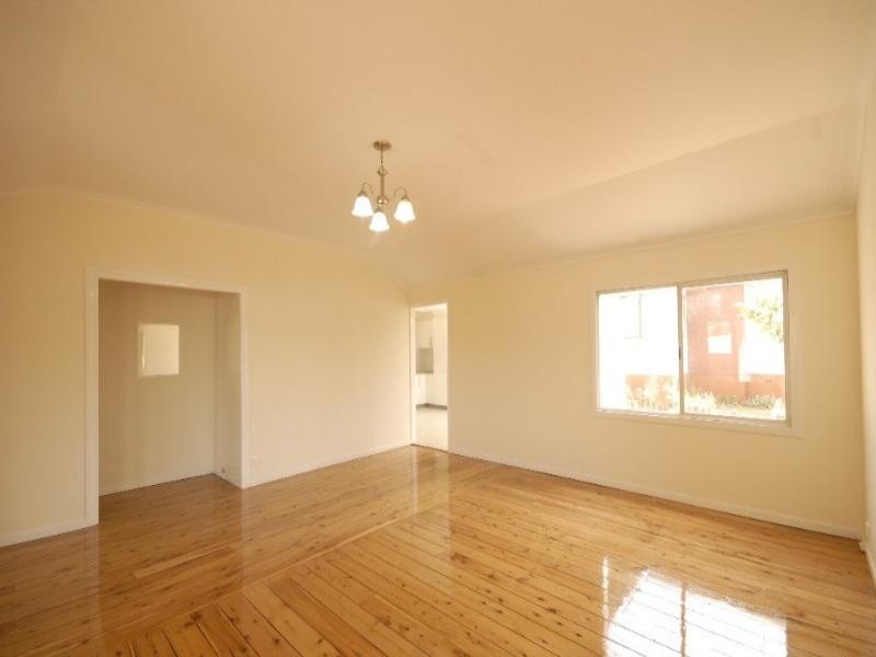 10 Seaton Street, South Toowoomba QLD 4350