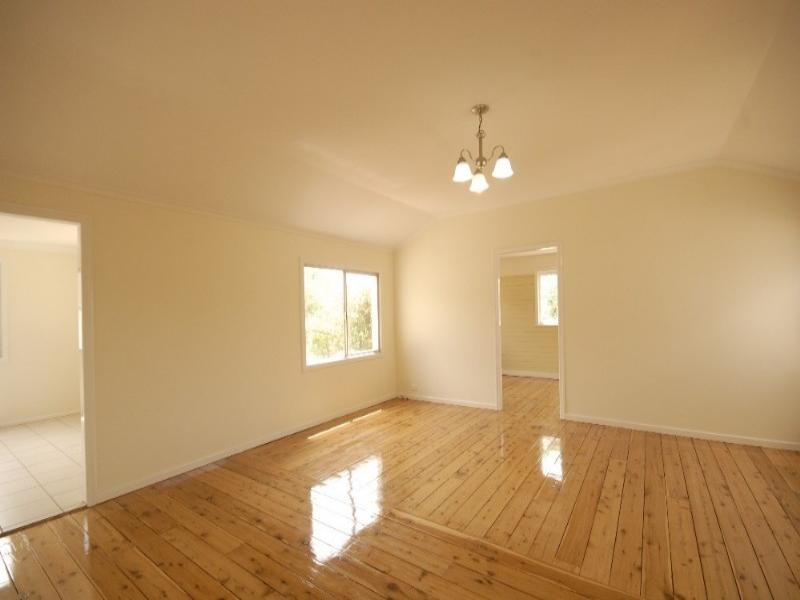 10 Seaton Street, South Toowoomba QLD 4350