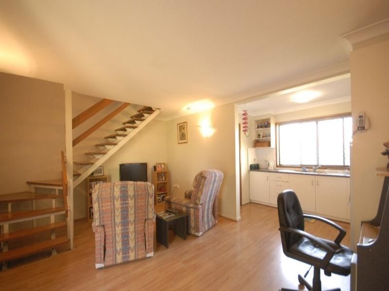 6/10 Perina Street, Wilsonton QLD 4350