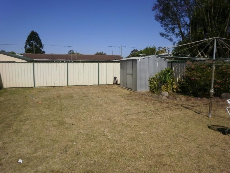 2 Newmarket Street, Newtown QLD 4350