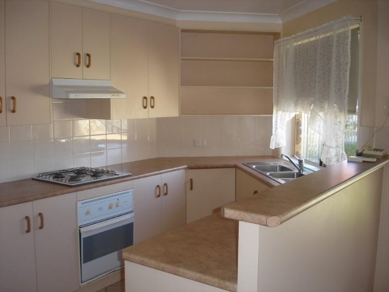 Kearneys Spring QLD 4350