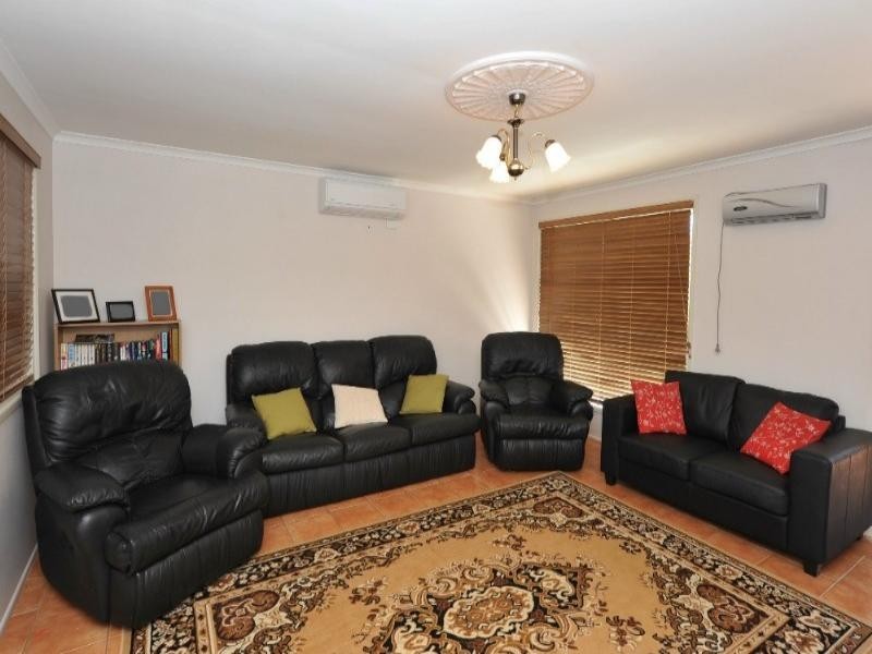 21 Halsworth Street, Wilsonton QLD 4350