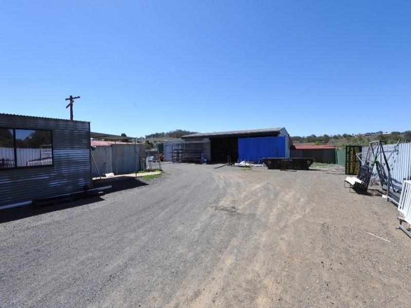 595 South Street, Glenvale QLD 4350