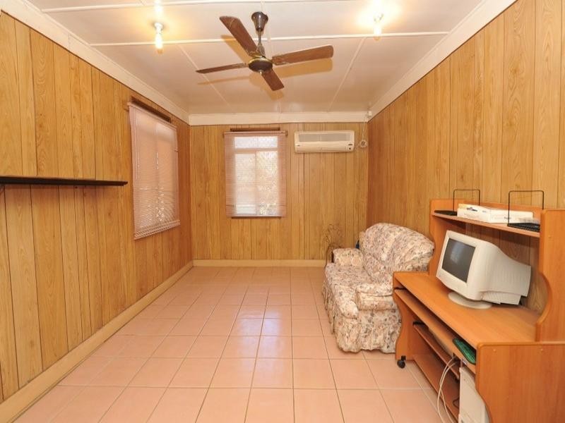 595 South Street, Glenvale QLD 4350