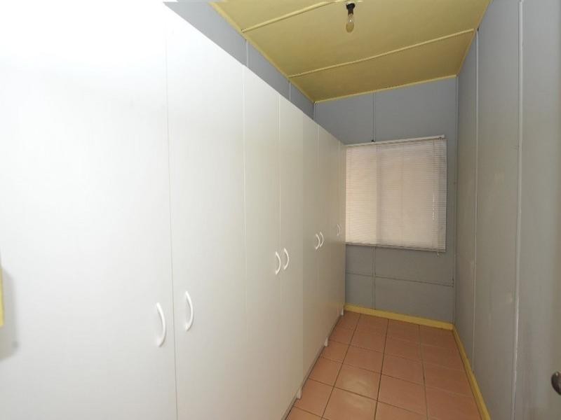 595 South Street, Glenvale QLD 4350