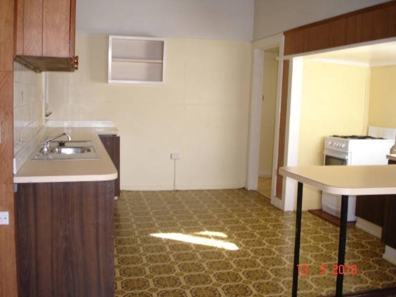 155 Ruthven Street, North Toowoomba QLD 4350