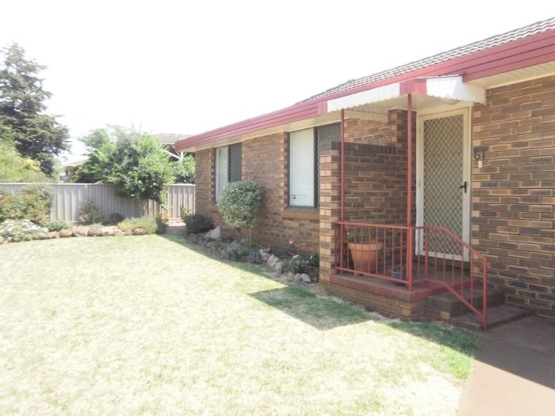 61 Wyalla Street, Newtown QLD 4350