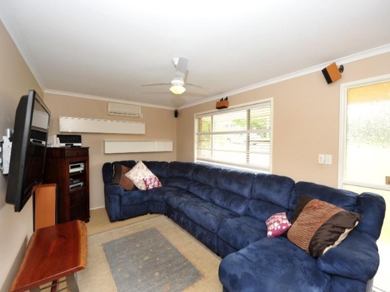 8 Seppelt Street, Wilsonton Heights QLD 4350