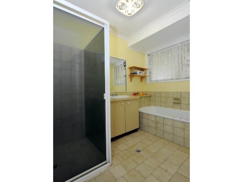 8 Seppelt Street, Wilsonton Heights QLD 4350