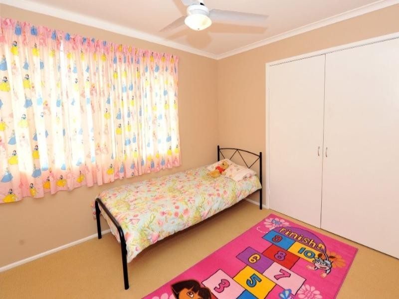 8 Seppelt Street, Wilsonton Heights QLD 4350