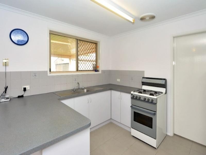 44 Seppelt Street, Wilsonton Heights QLD 4350