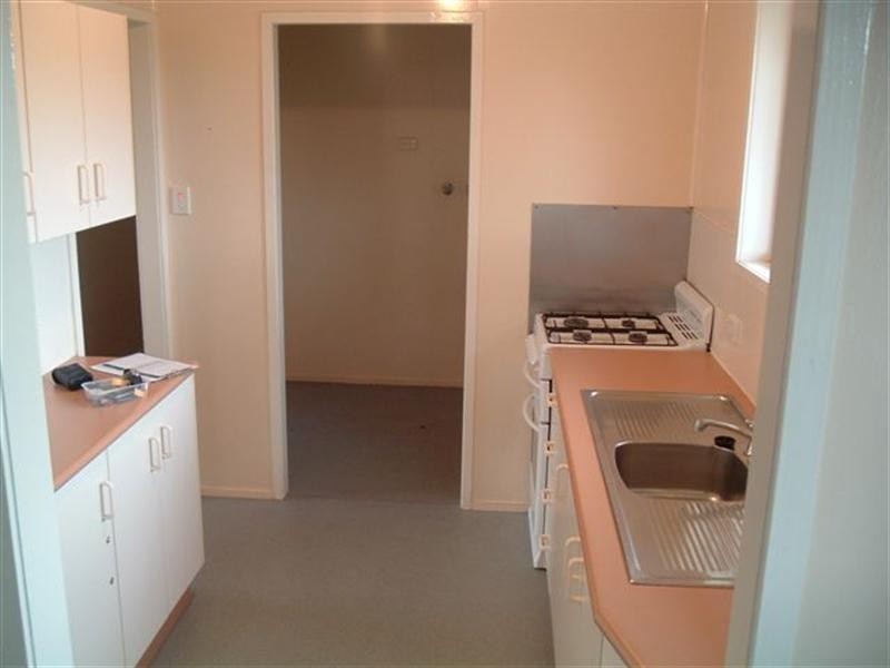 27 Festival Street, Rockville QLD 4350