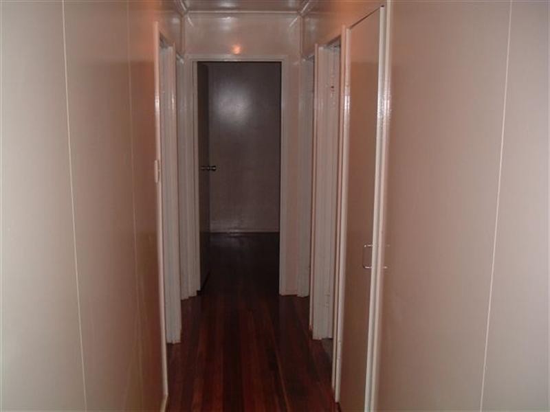 27 Festival Street, Rockville QLD 4350