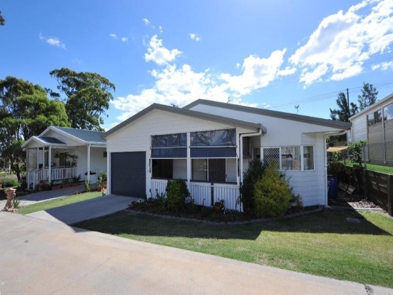 202/530 Bridge Street, Wilsonton QLD 4350