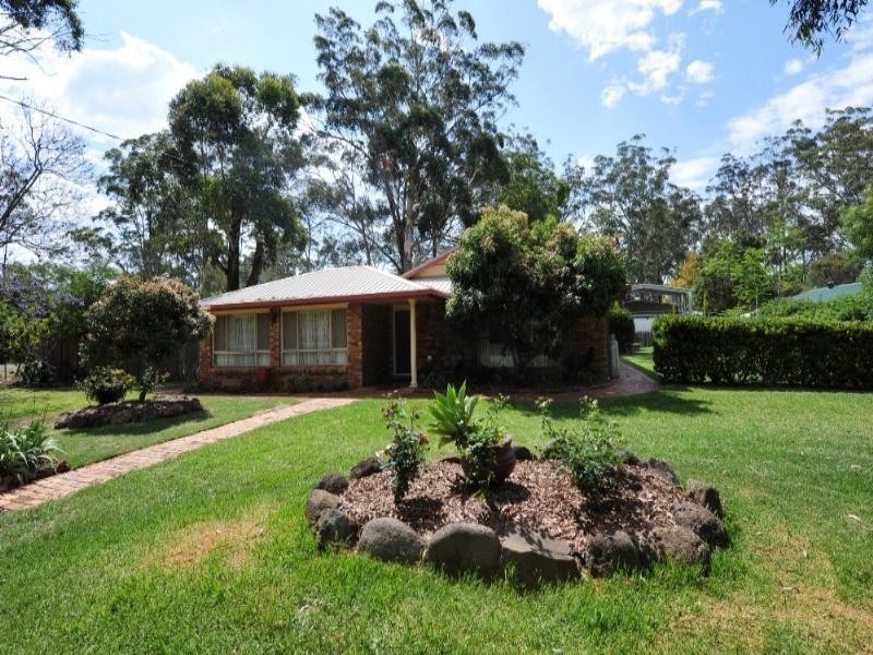 12 Orange Grove Road, Highfields QLD 4352