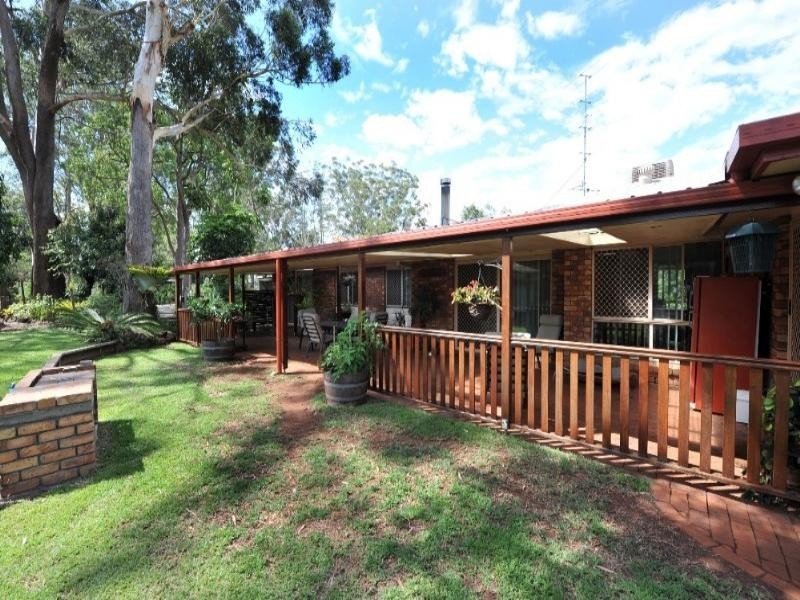 12 Orange Grove Road, Highfields QLD 4352