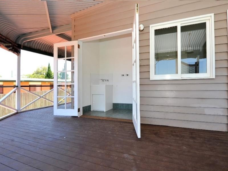 62 Holberton Street, Toowoomba QLD 4350