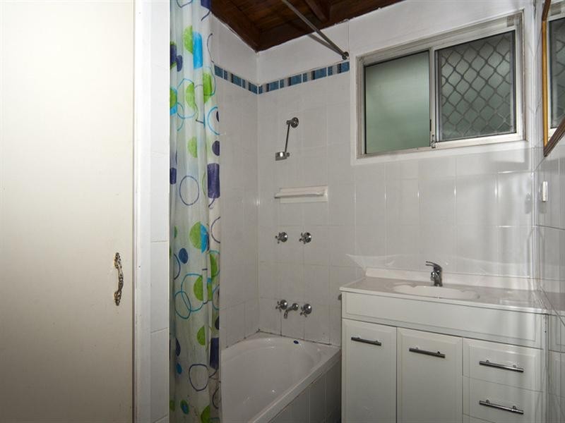 24 Waverley Street, North Toowoomba QLD 4350