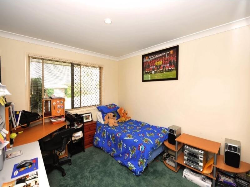 8 Catalina Drive, Wilsonton QLD 4350