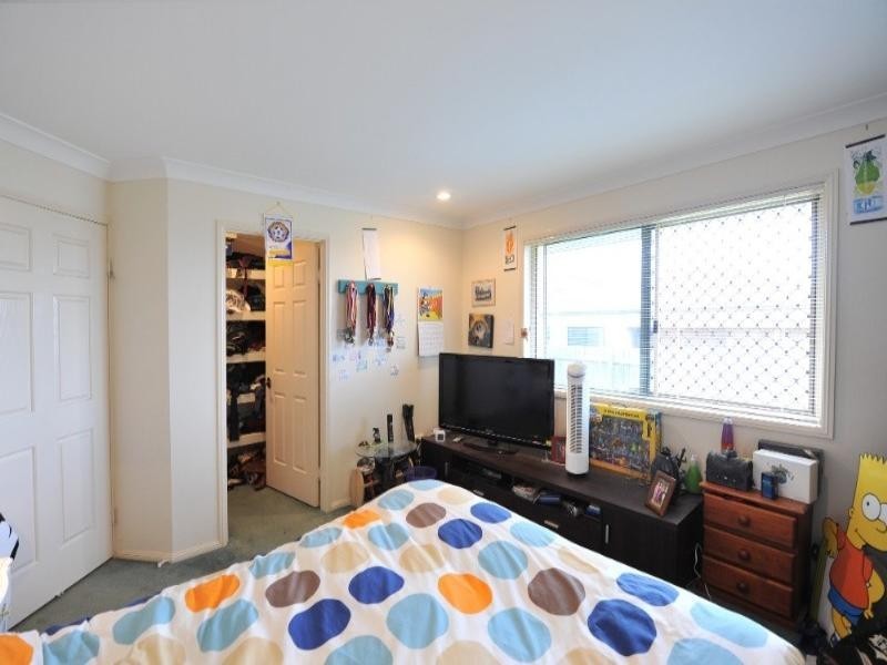 8 Catalina Drive, Wilsonton QLD 4350