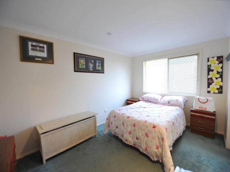 8 Catalina Drive, Wilsonton QLD 4350