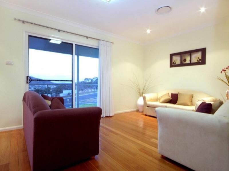 6 Manikato Drive, Hodgson Vale QLD 4352