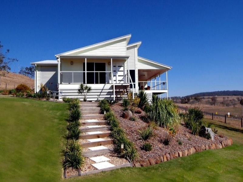 6 Manikato Drive, Toowoomba QLD 4350