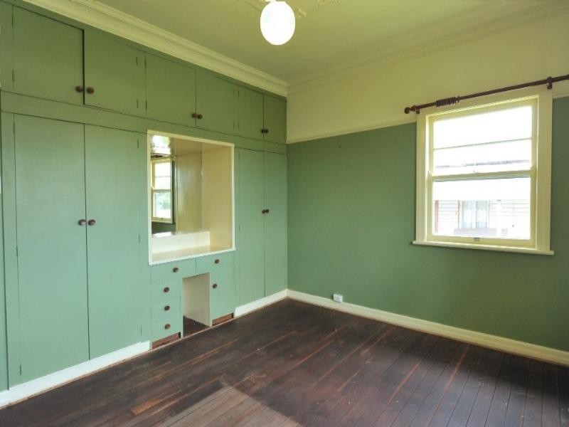 24 John Street, East Toowoomba QLD 4350