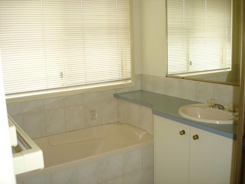 37 Belclaire Drive, Westbrook QLD 4350