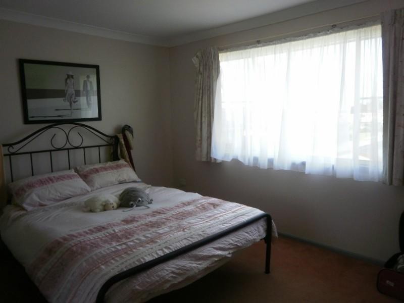 2/2 Roser Close, Kearneys Spring QLD 4350