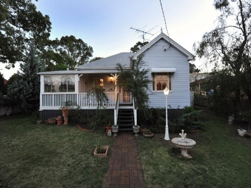148 Perth Street, South Toowoomba QLD 4350