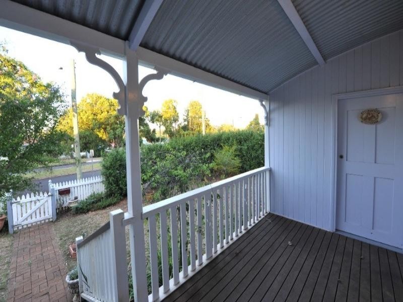 148 Perth Street, South Toowoomba QLD 4350