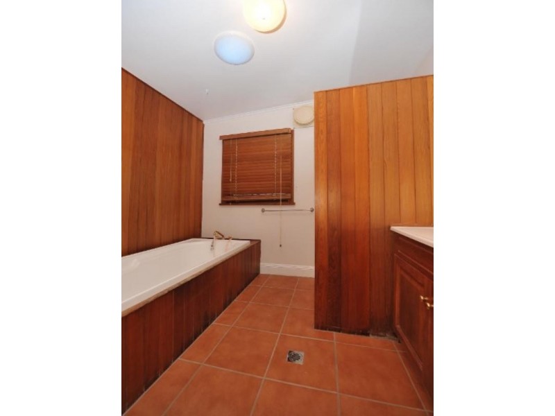148 Perth Street, South Toowoomba QLD 4350