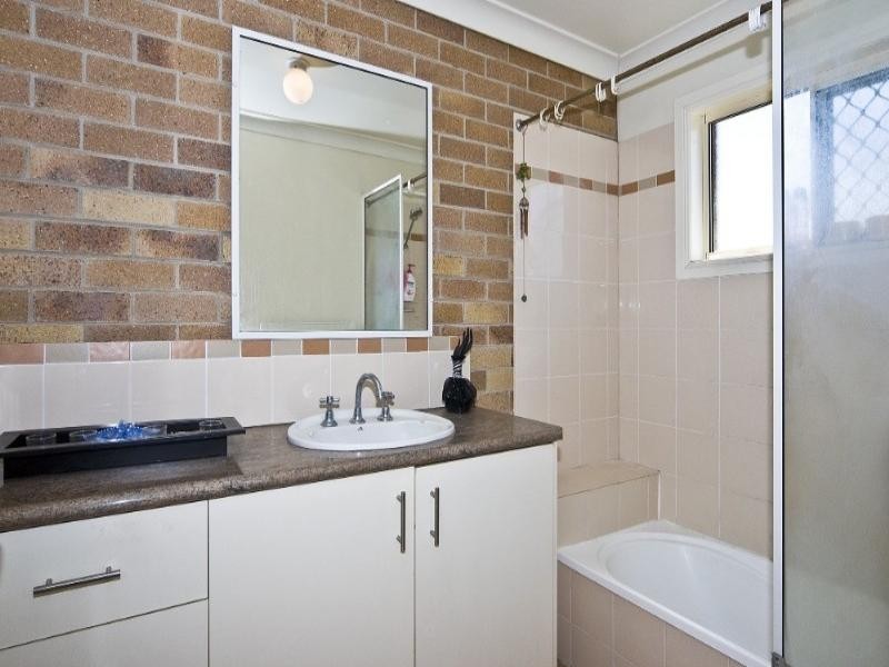 8/248 James Street, Harristown QLD 4350