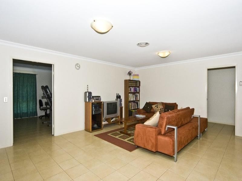 18 Quail Street, Rangeville QLD 4350
