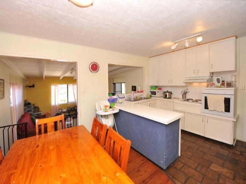 254 Tor Street, Rockville QLD 4350